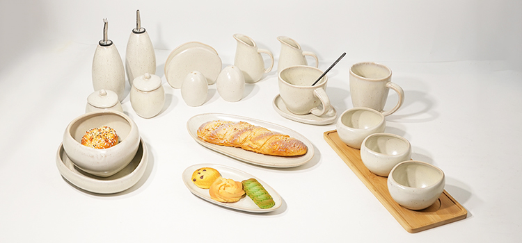 Stoneware-Plates-and-Bowls-Set